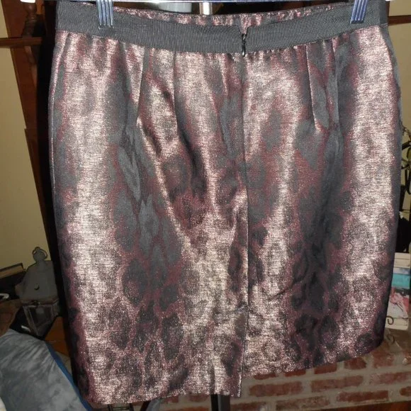 BOGO FREE, Ann Taylor metallic leopard print skirt, size 6 - Picture 4 of 6